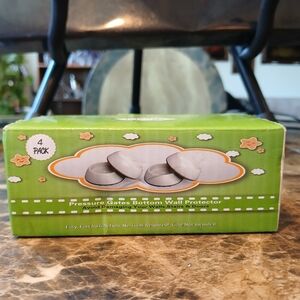 Maisi Pressure Gate Wall Protectors- Set Of 4 NEWThe Maisi Pressure Gate Wall